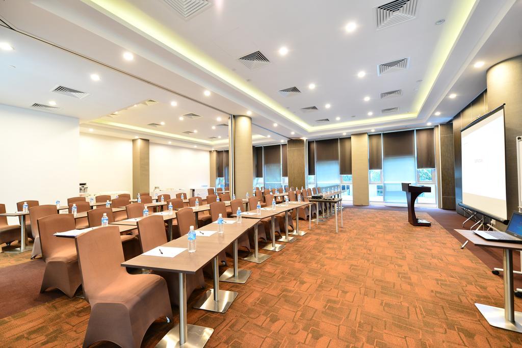 Hotel Chancellor@Orchard Singapur Dış mekan fotoğraf