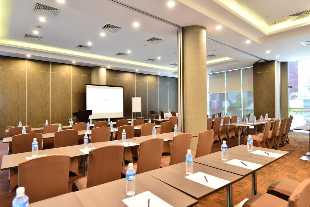 Hotel Chancellor@Orchard Singapur Dış mekan fotoğraf